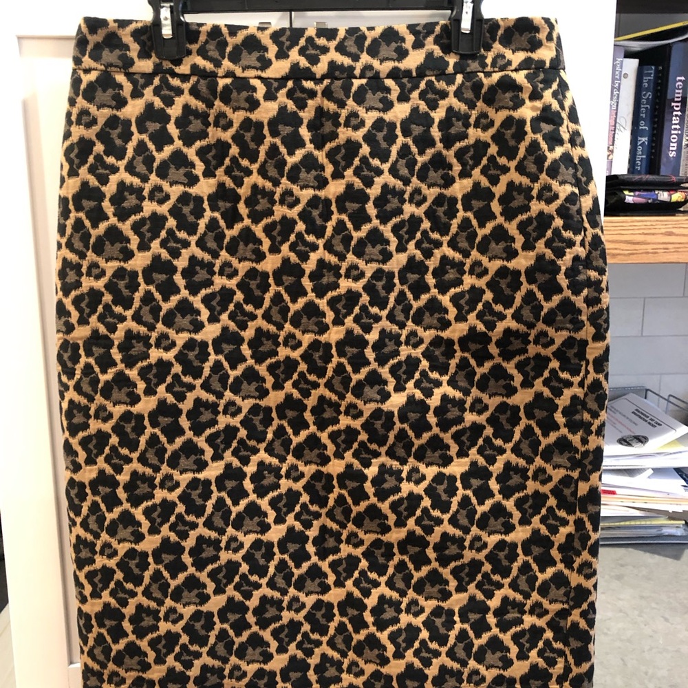 Talbots leopard print midi pencil skirt